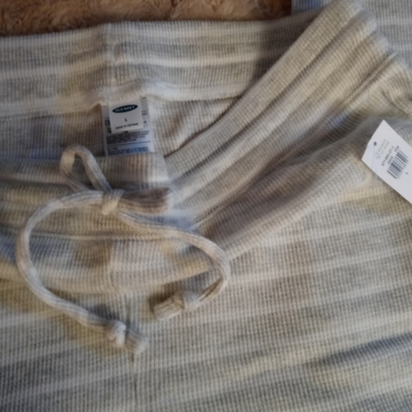 Old Navy Thermal Pajama Leggings - Picture 3 of 3